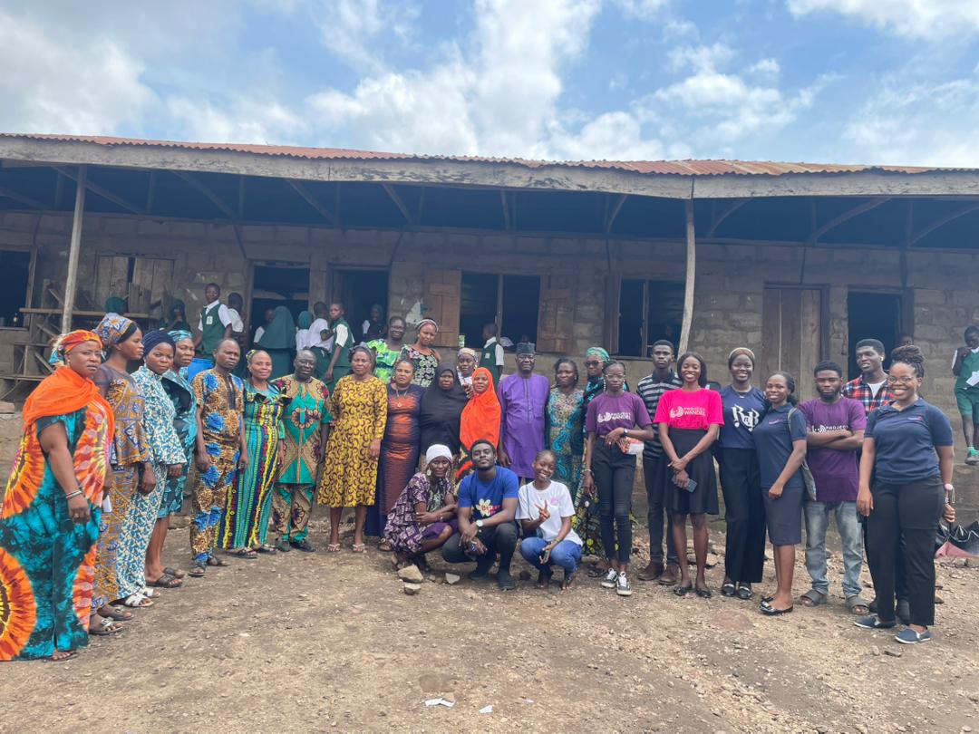 Distributing menstrual pads