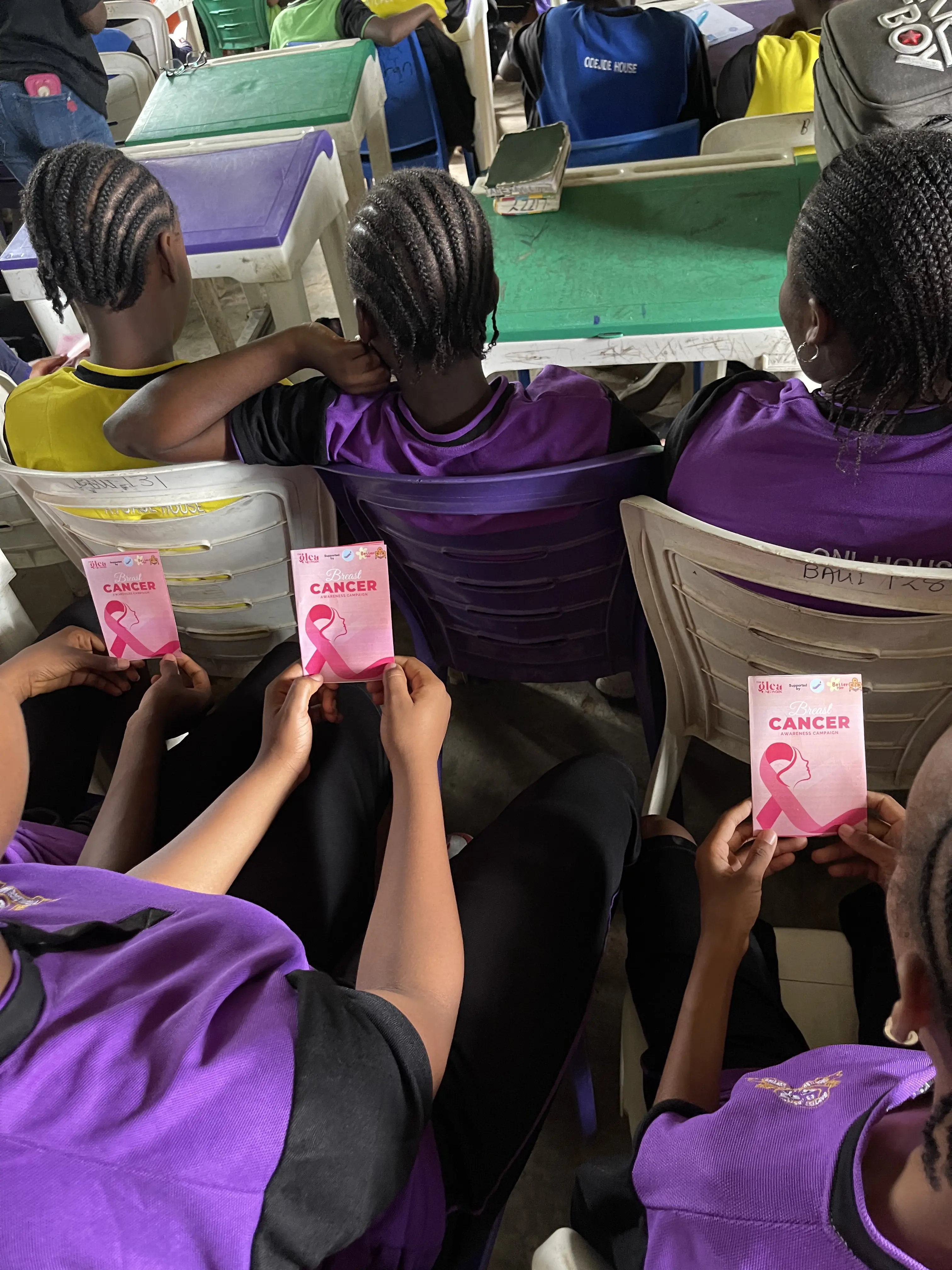 Distributing menstrual pads